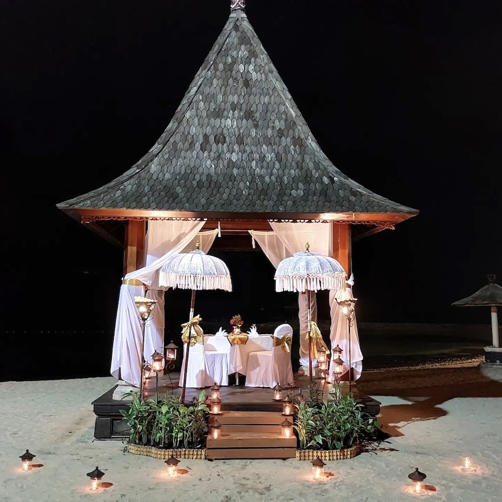 Romantic Dinner at Bali Tropic Resort, Nusa Dua - Bali